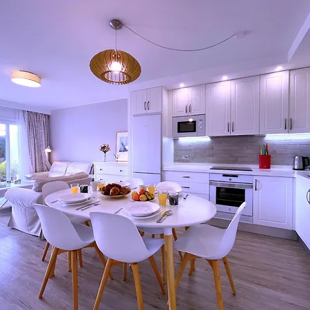 Tropicalidays Botanic Garden Apartment